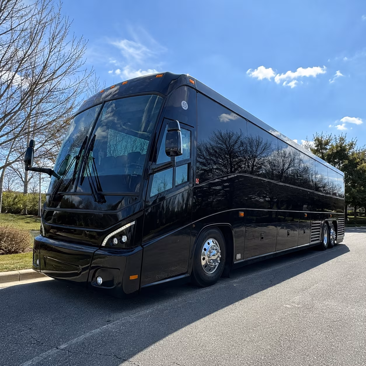 corporate group airport shuttles for san bernardino businesses and conference attendees