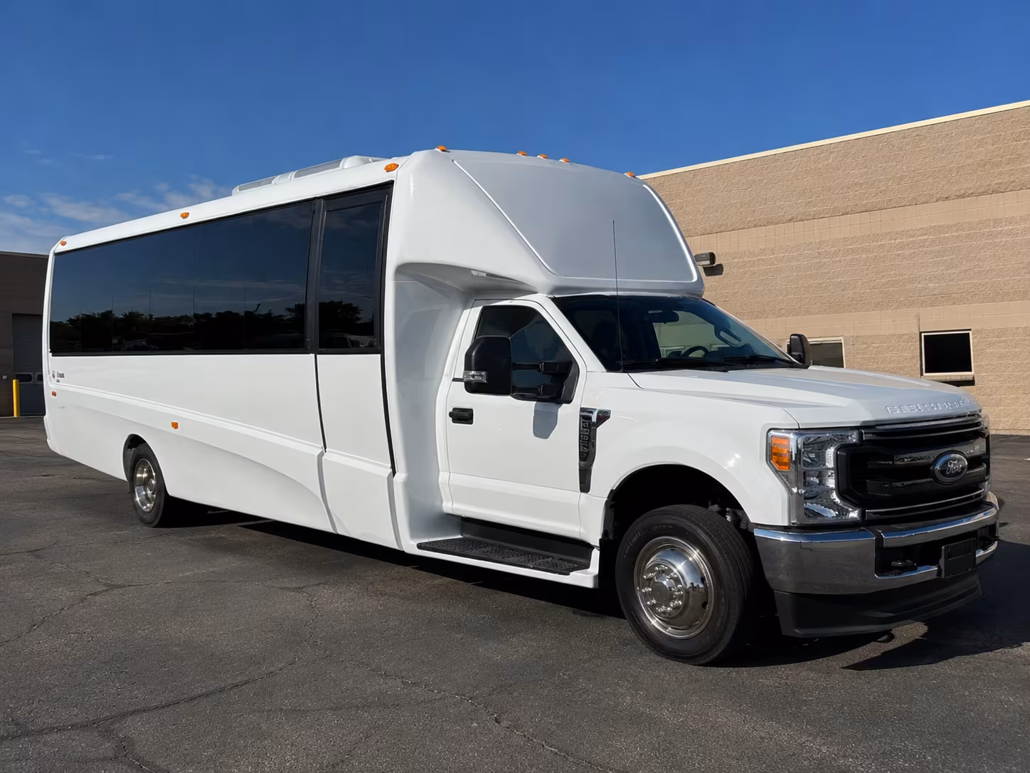 field trip buses to big bear lake and the san bernardino mountains