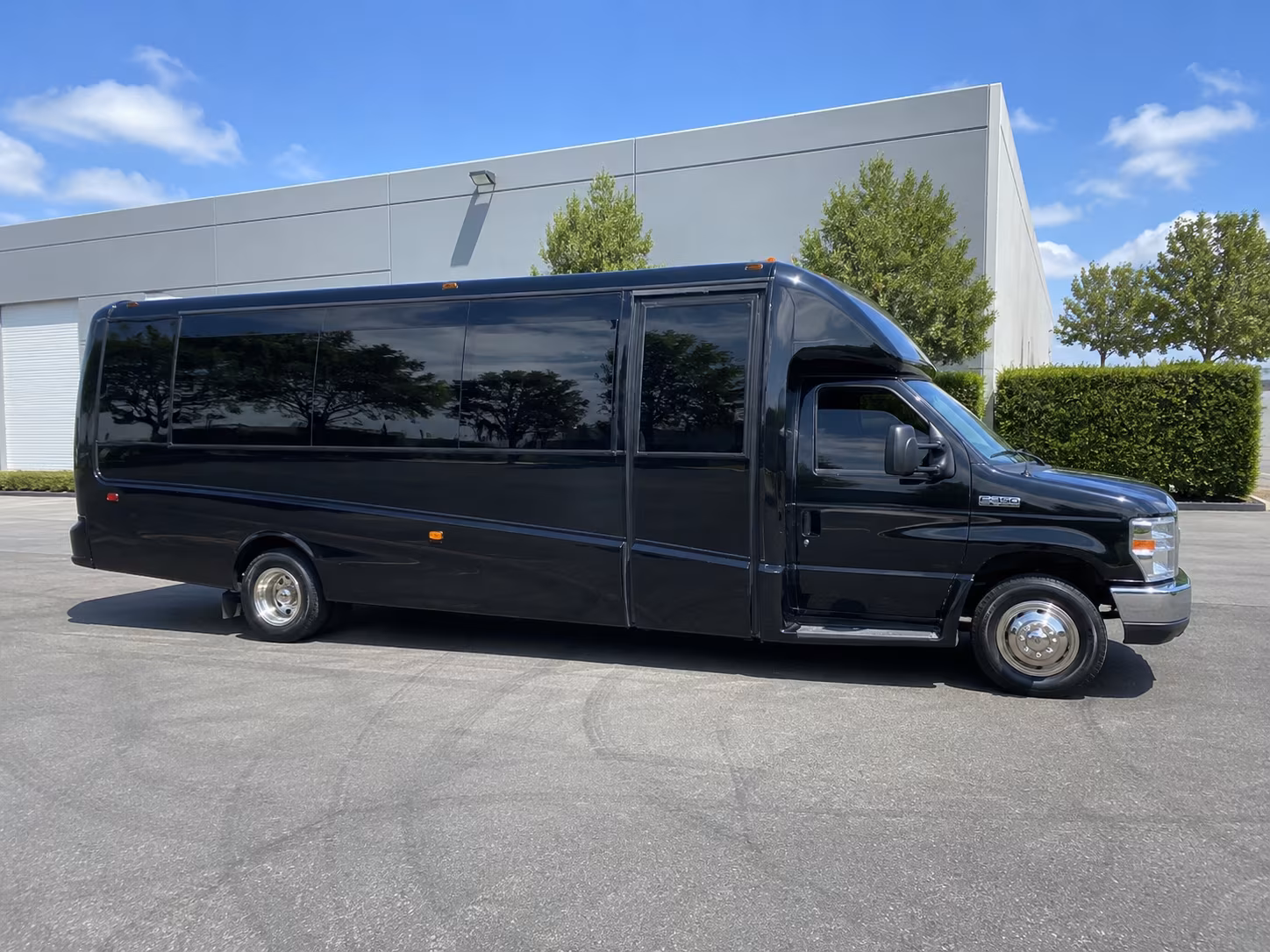 party buses and charter buses to la rams and chargers games at sofi stadium